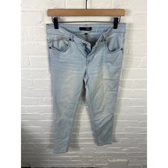 1822 Denim Women's Light Wash Slim Fit Skinny Jeans Mid Rise Stretch Blue Size 8 - Picture 1 of 5